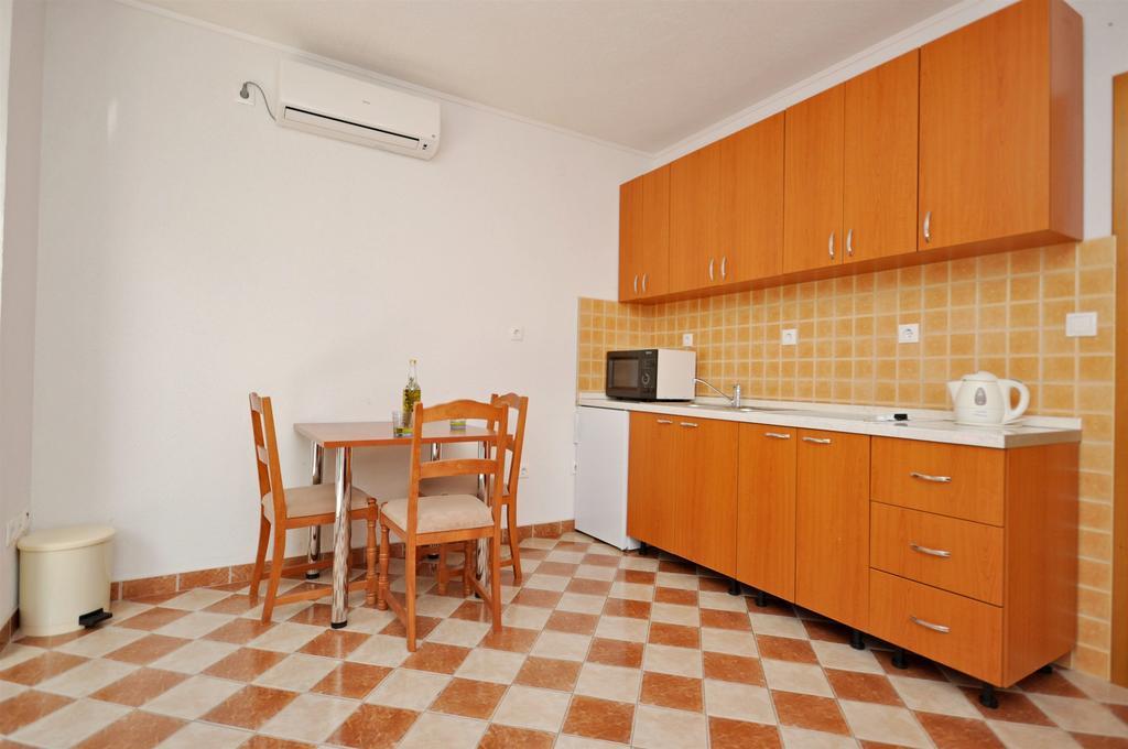 Apartments Blazenka Trogir Exteriör bild
