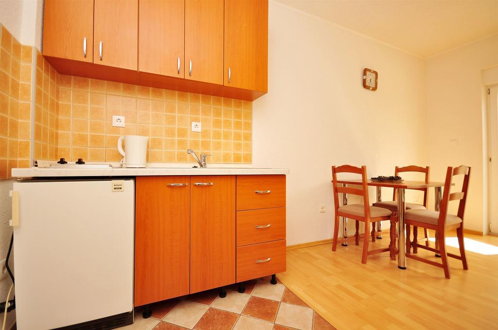 Apartments Blazenka Trogir Exteriör bild